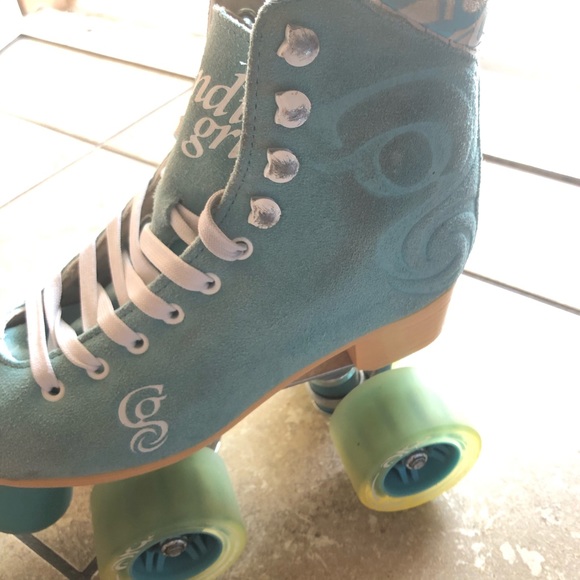 SOLD - Picture 4 of 6